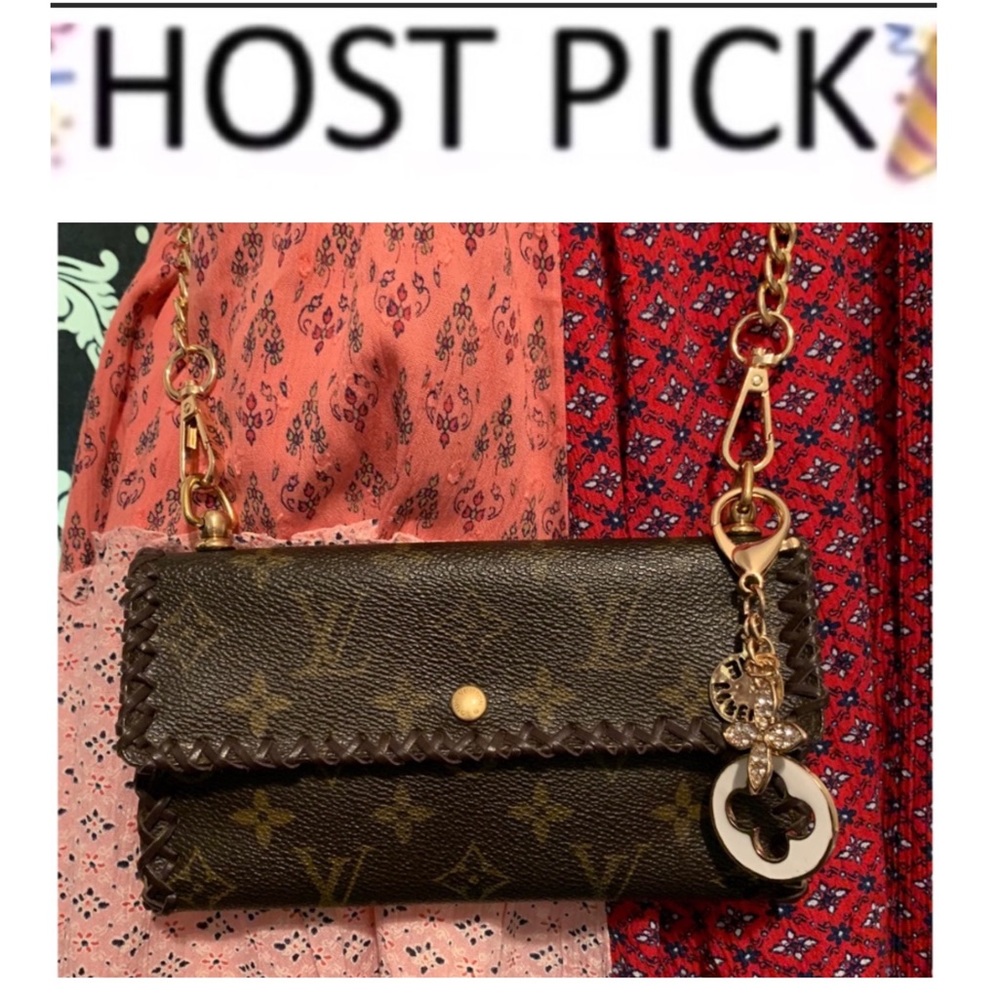 Louis Vuitton Vintage Wallet on Chain Crossbody